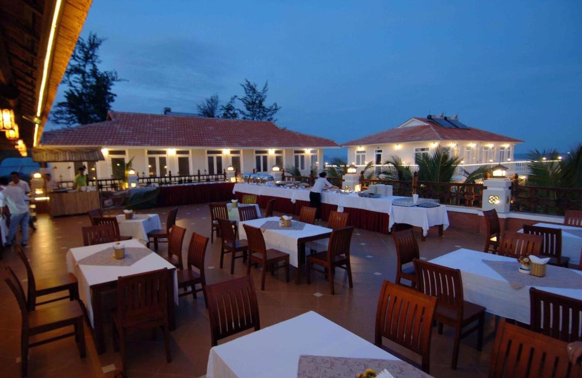 פאן ת'ייט Saigon Emerald Beach Resort מראה חיצוני תמונה