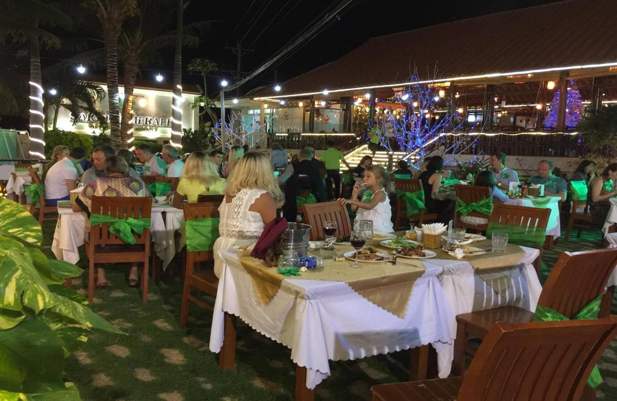 פאן ת'ייט Saigon Emerald Beach Resort מראה חיצוני תמונה